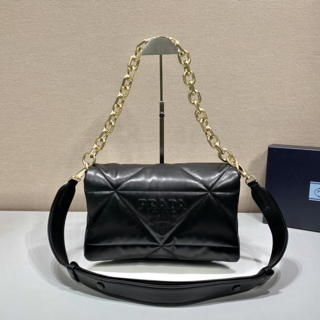 Prada_Handbags-1BD306-31